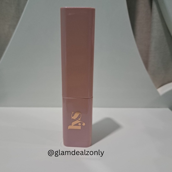 ✨New LYS BEAUTY Higher Standard Cream Glow Blush Stick ✨ - Picture 2 of 4